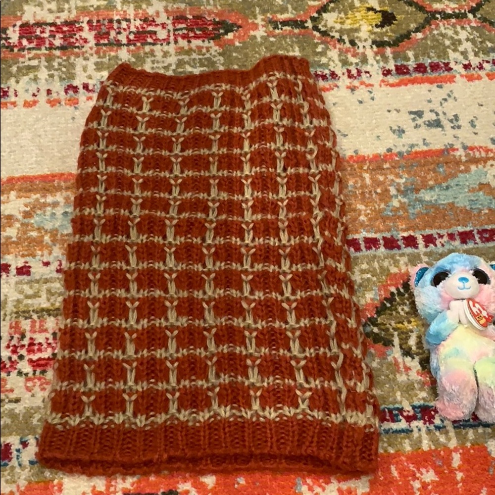 Knit infinity scarf